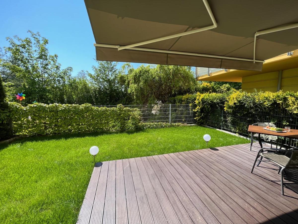 Apartament Z Garazem I Ogrodem Колобжег Экстерьер фото