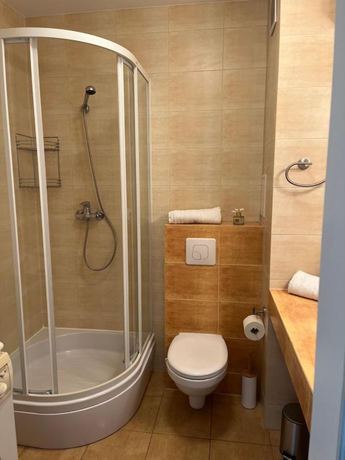 Apartament Z Garazem I Ogrodem Колобжег Экстерьер фото